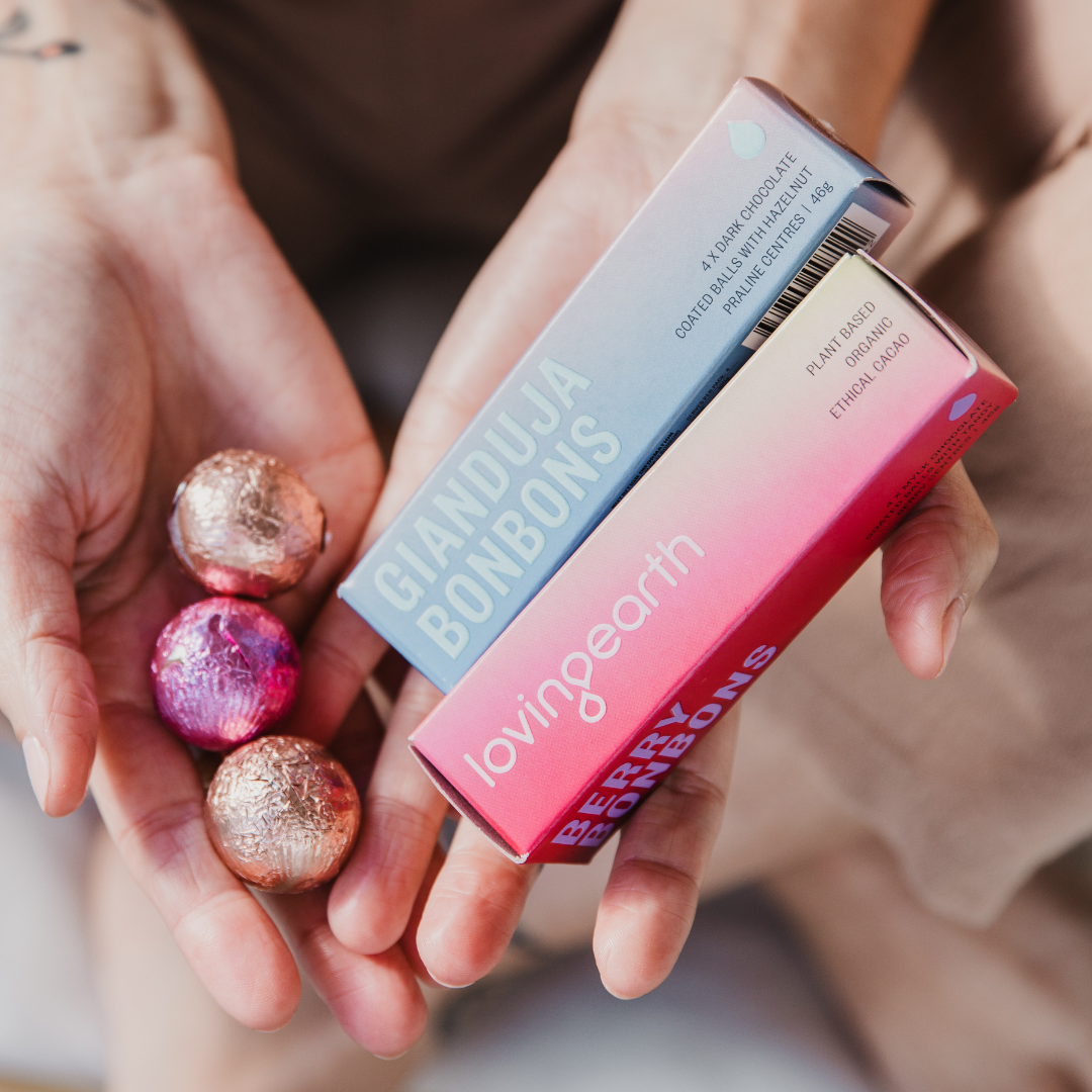 LOVING EARTH | Gianduja (Hazelnut), Berry & Orange Bonbons