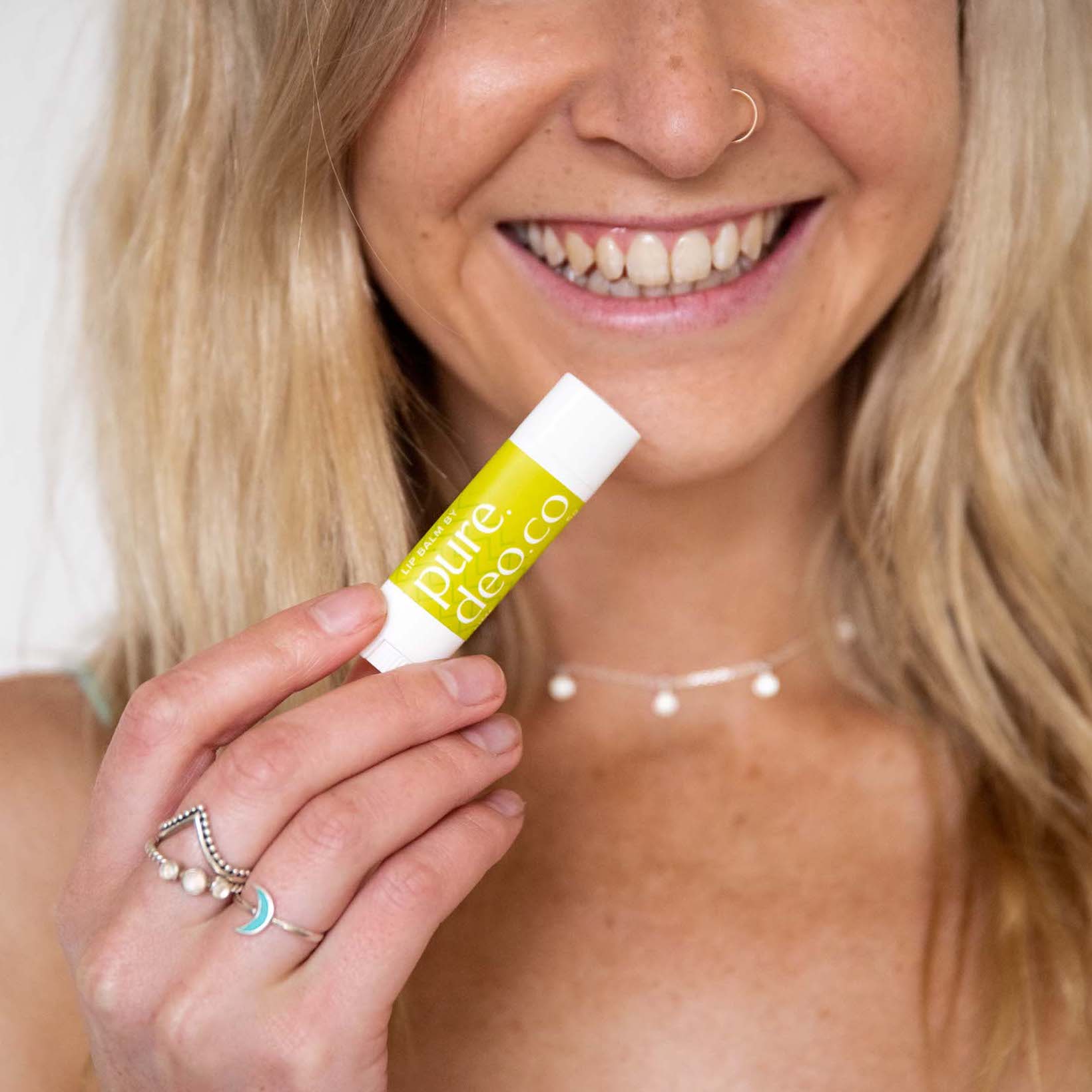 Why And How To Detoxify Your Beauty Cabinet