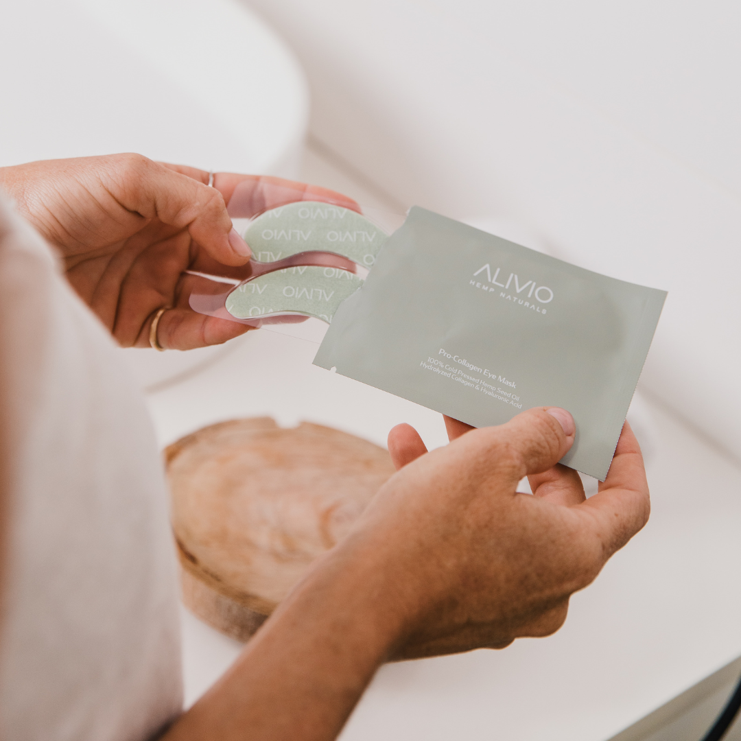 ALIVIO WELLNESS | Pro Collagen Eye Mask