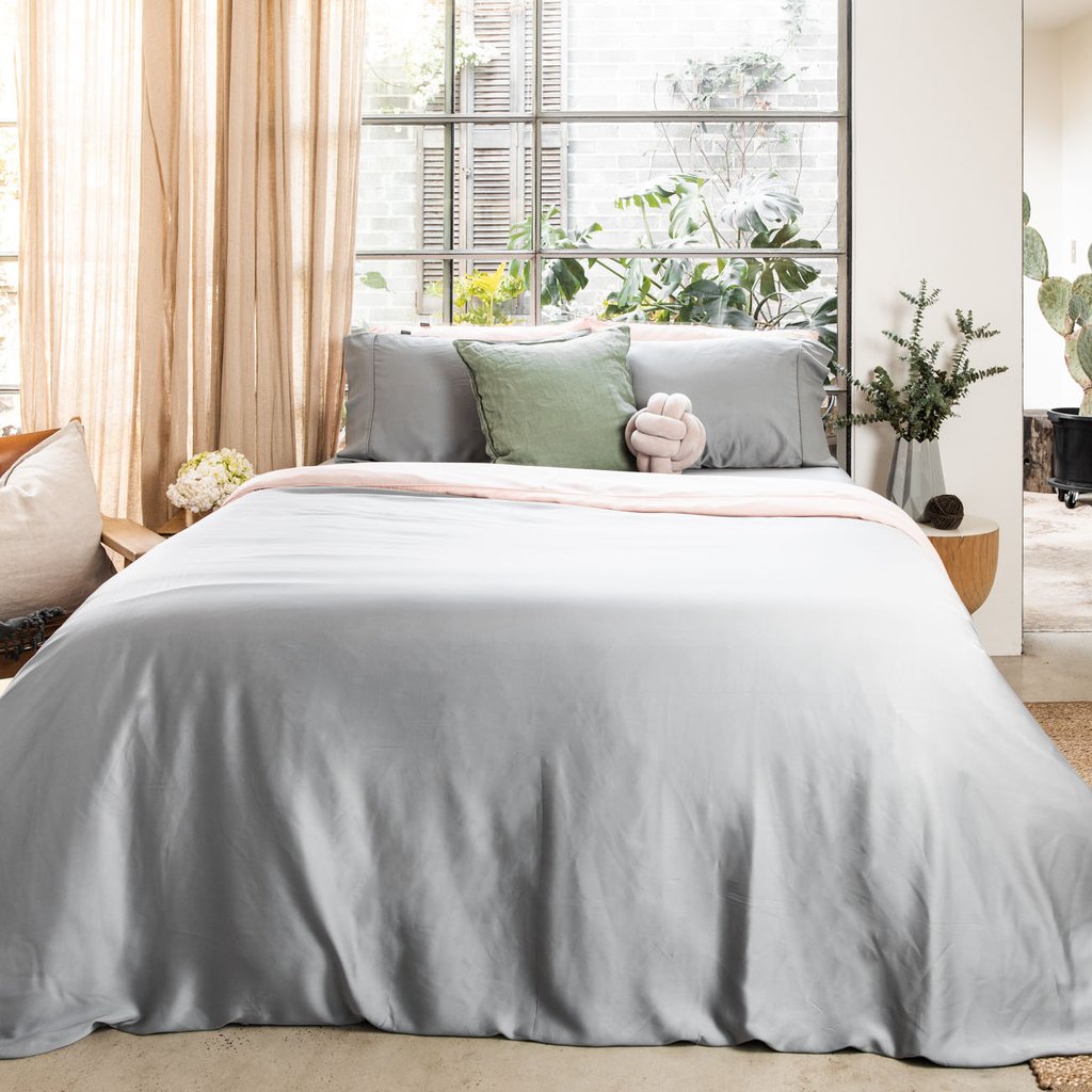 The Benefits of Bamboo Bedding and Clothing with Ettitude