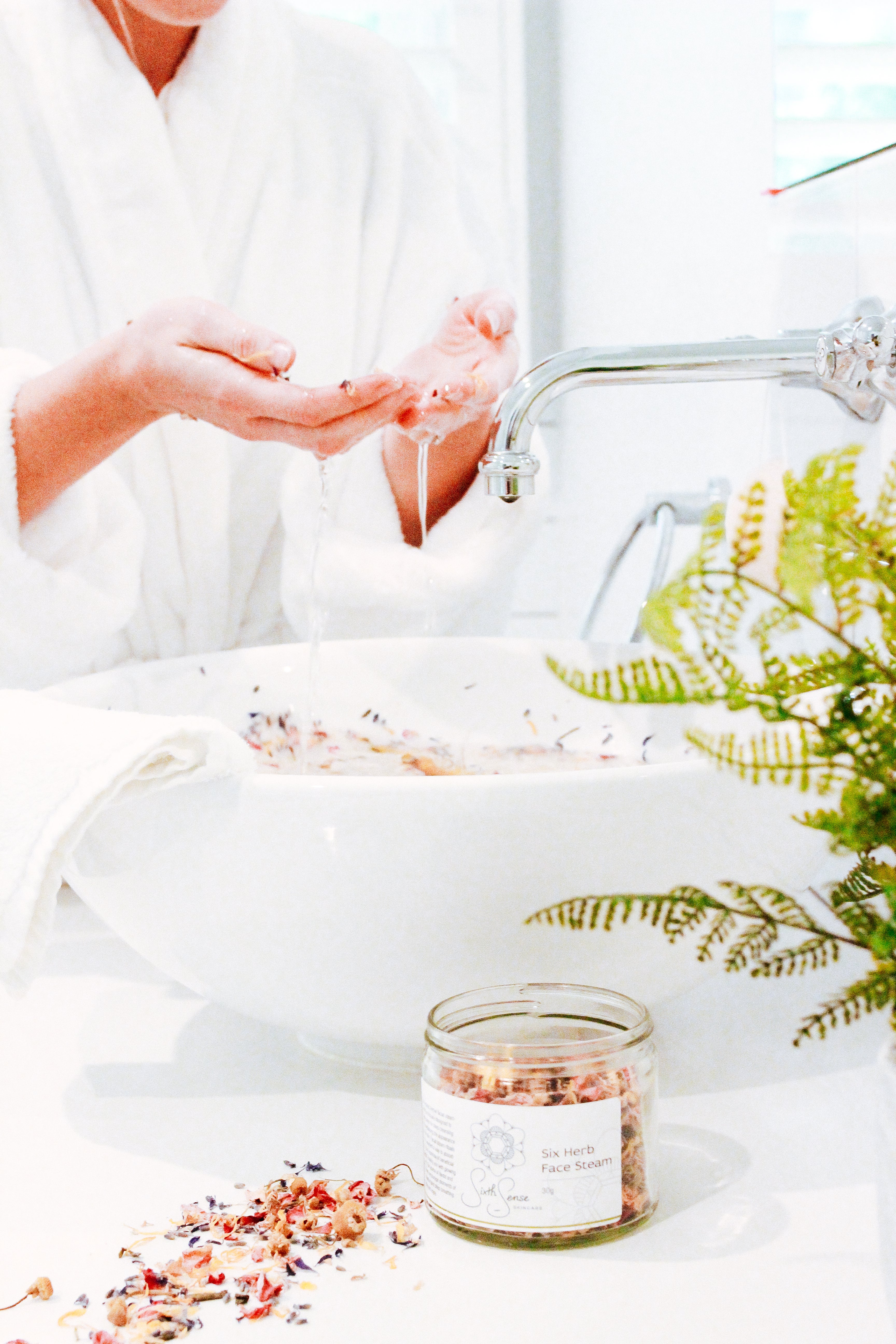 The Many Benefits Of Steaming Your Face