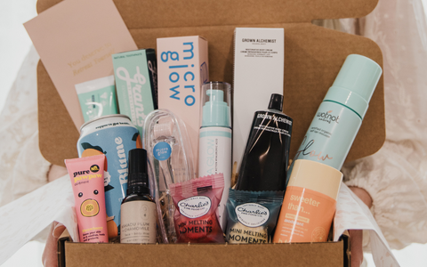 The brands & products in the 'Discover Your Glow' Mystery Box