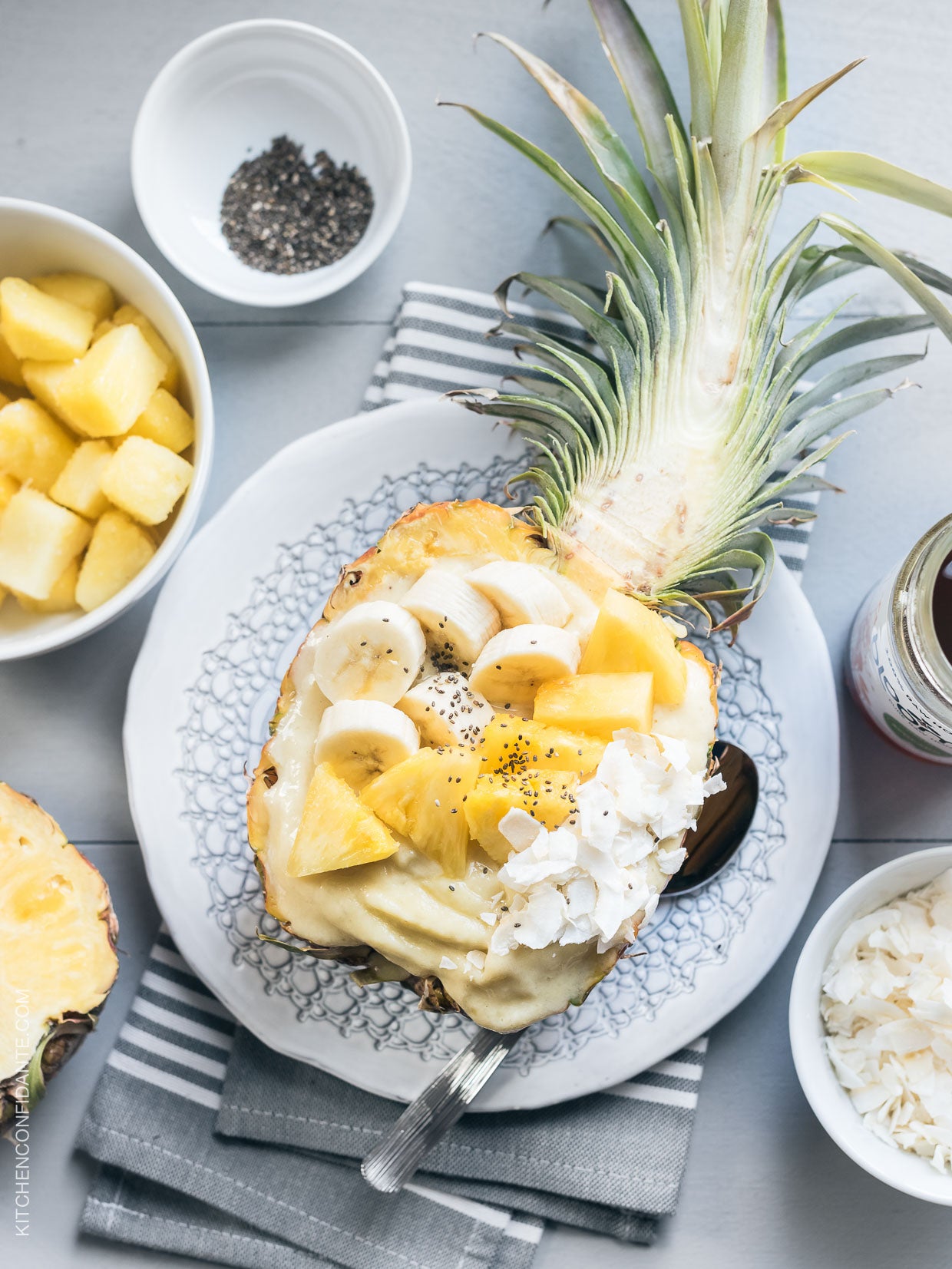 Pina Colada Smoothie Bowl