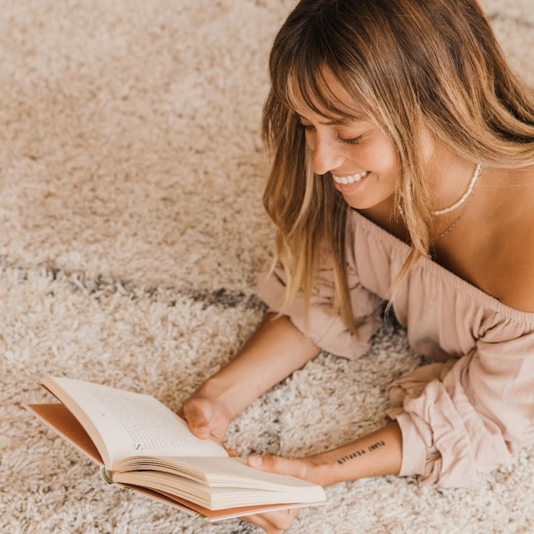 Align your reflection with the moon