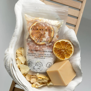 Rejuvenating Bath Soak - Creamy White