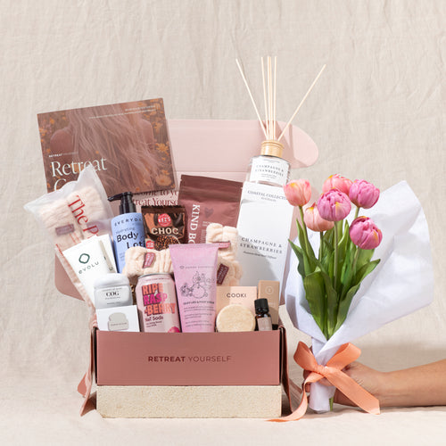 Studio Alyssum x Retreat Yourself - 'Forever Flowers' Gift Hamper