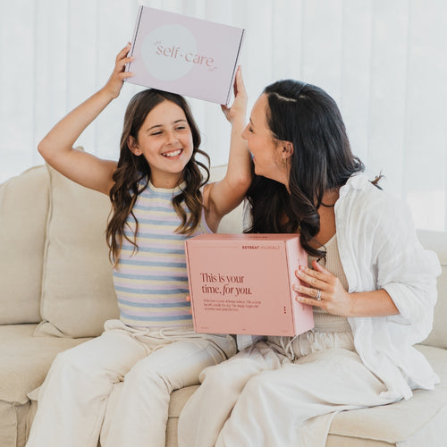 retreat-yourself-mum-daughter-self-care-gift-bundle