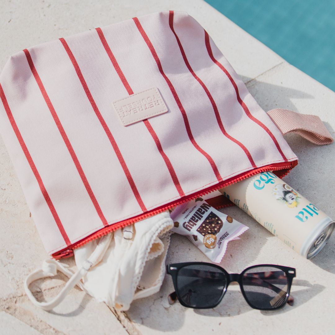 retreat-yourself-splash-bag