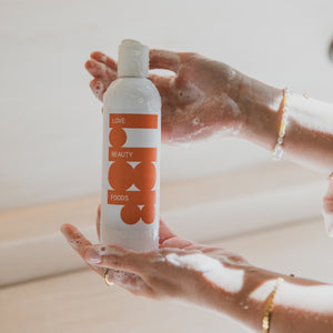 retreat-yourself-subscription-wellness-gift-hamper-autumn-seasonal-retreat-box-relax-unwind-hand-wash