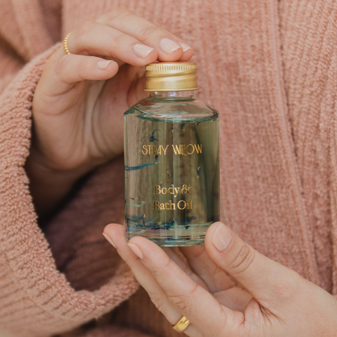 stray-willow-bath-body-oil-retreat-yourself